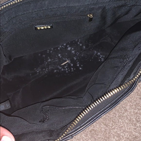 Bebe Tote (Black) - Picture 3 of 8